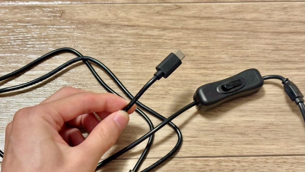 ダーツライブフォーカスライトのケーブルおよび給電方法