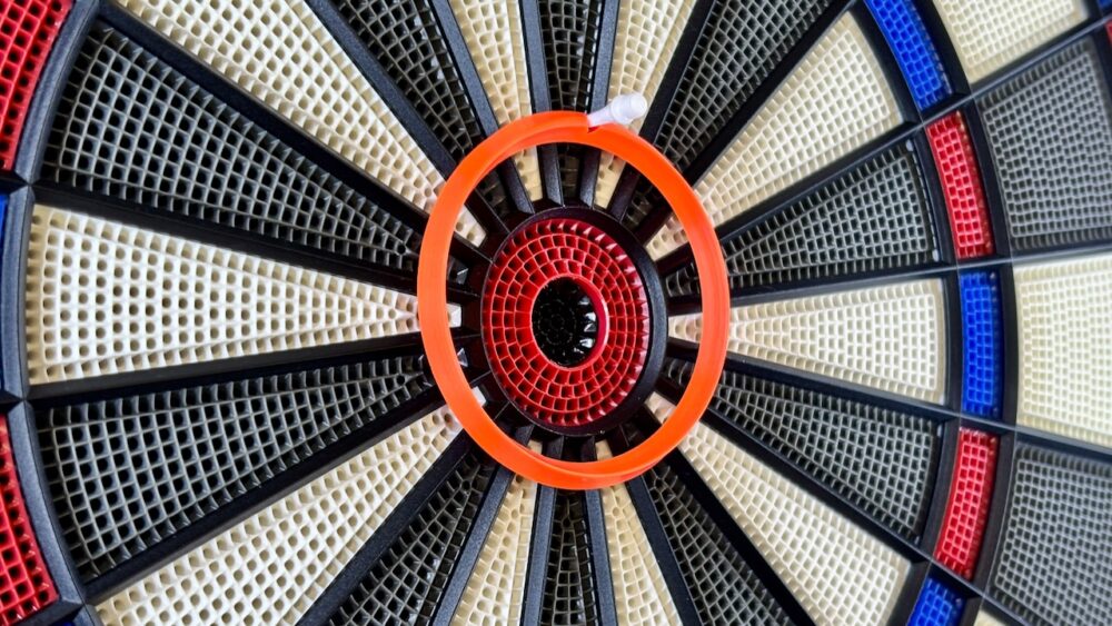 Winmauのプラクティスリングをソフトダーツボードでソフトチップで設置した写真